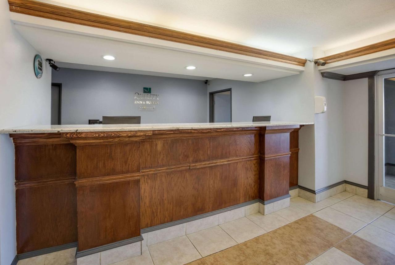 Quality Inn & Suites Clayton, Nm Buitenkant foto