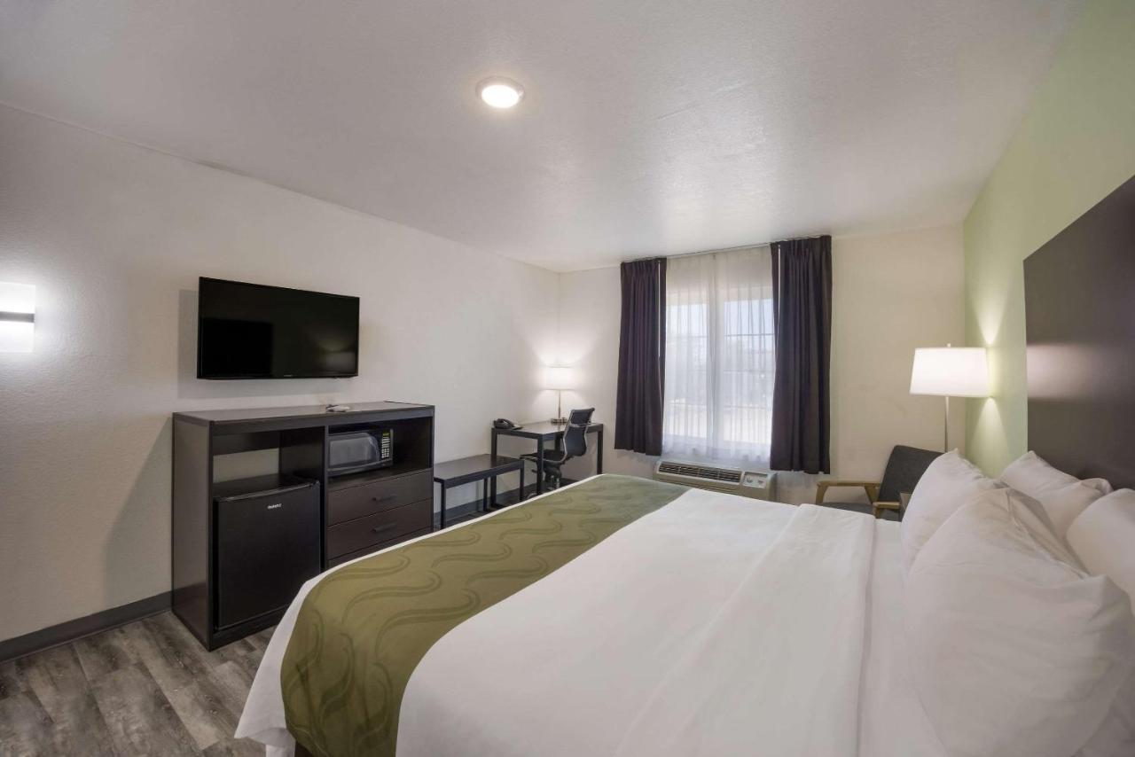 Quality Inn & Suites Clayton, Nm Buitenkant foto