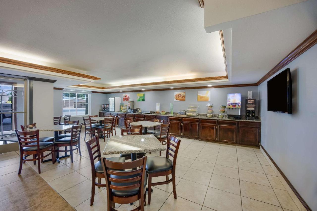 Quality Inn & Suites Clayton, Nm Buitenkant foto