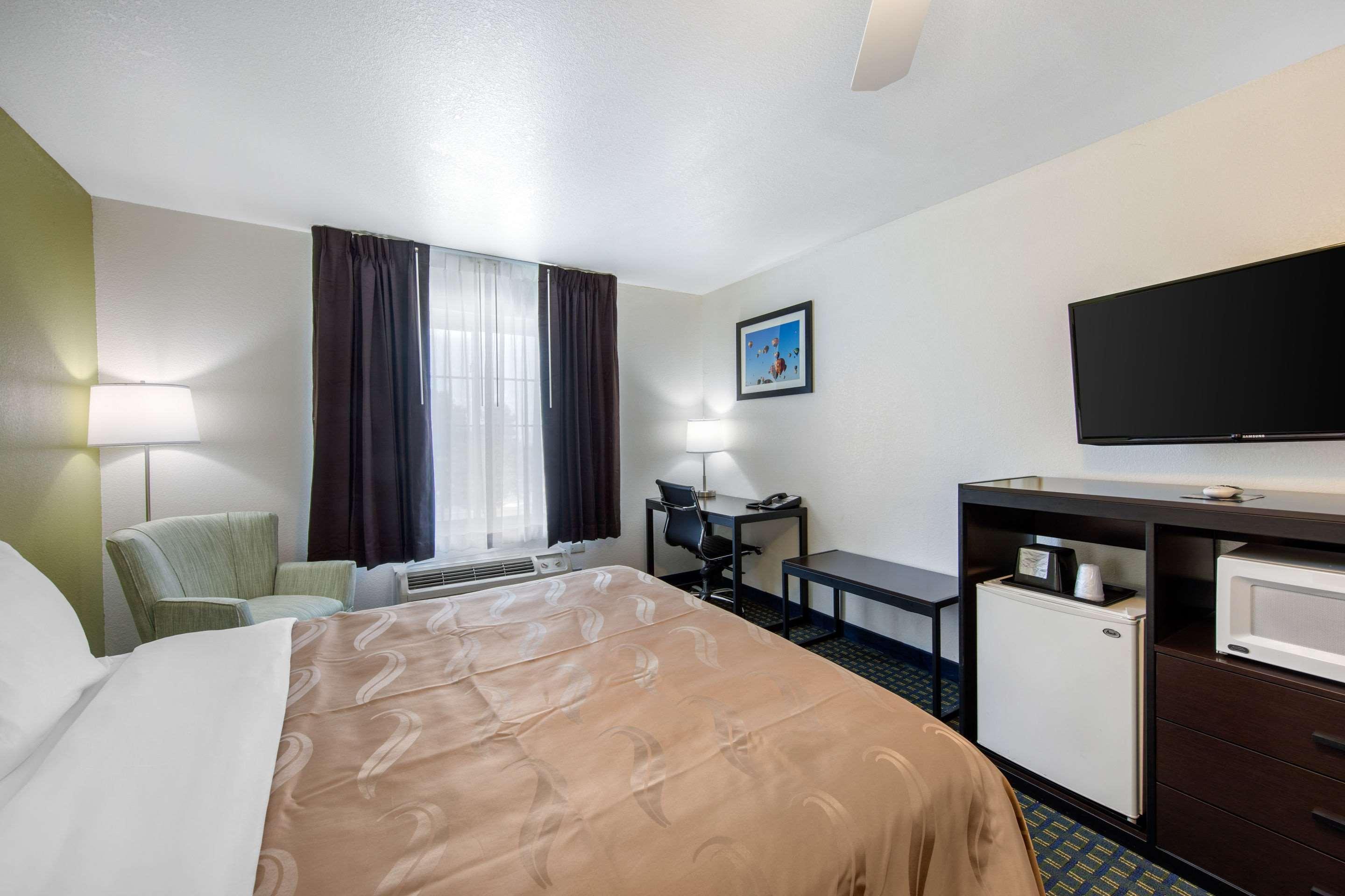 Quality Inn & Suites Clayton, Nm Buitenkant foto