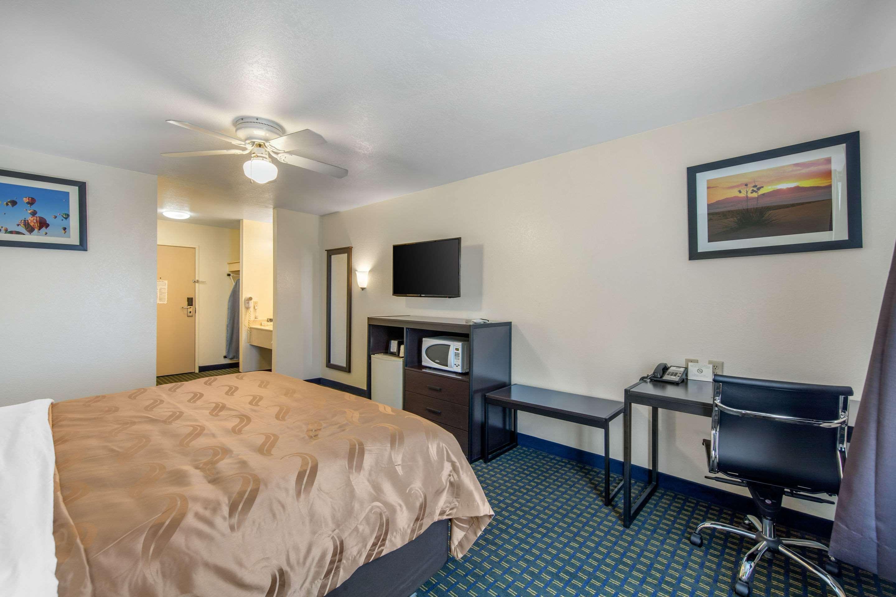 Quality Inn & Suites Clayton, Nm Buitenkant foto