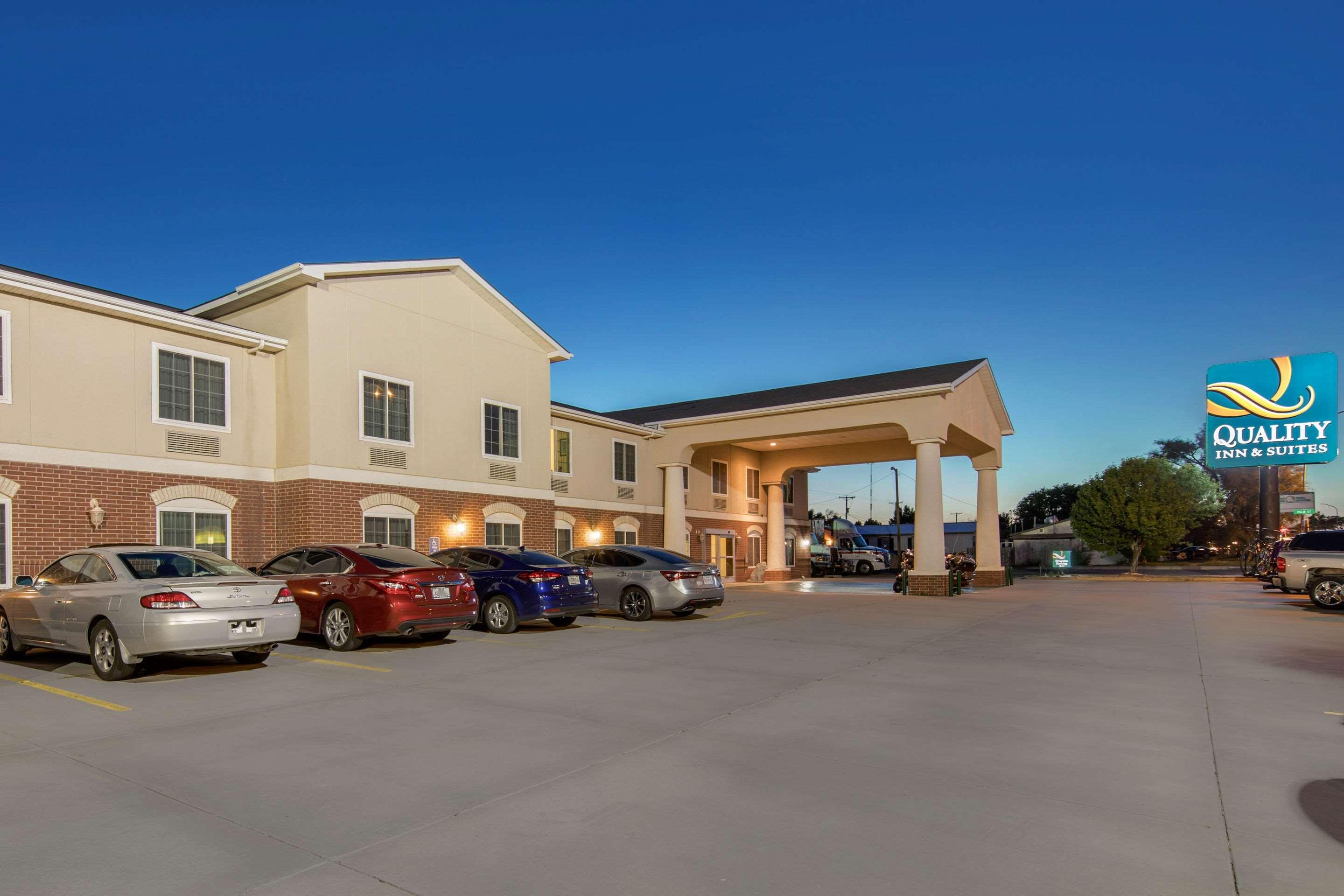 Quality Inn & Suites Clayton, Nm Buitenkant foto